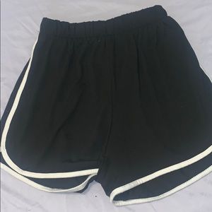 Black / white soft shorts
